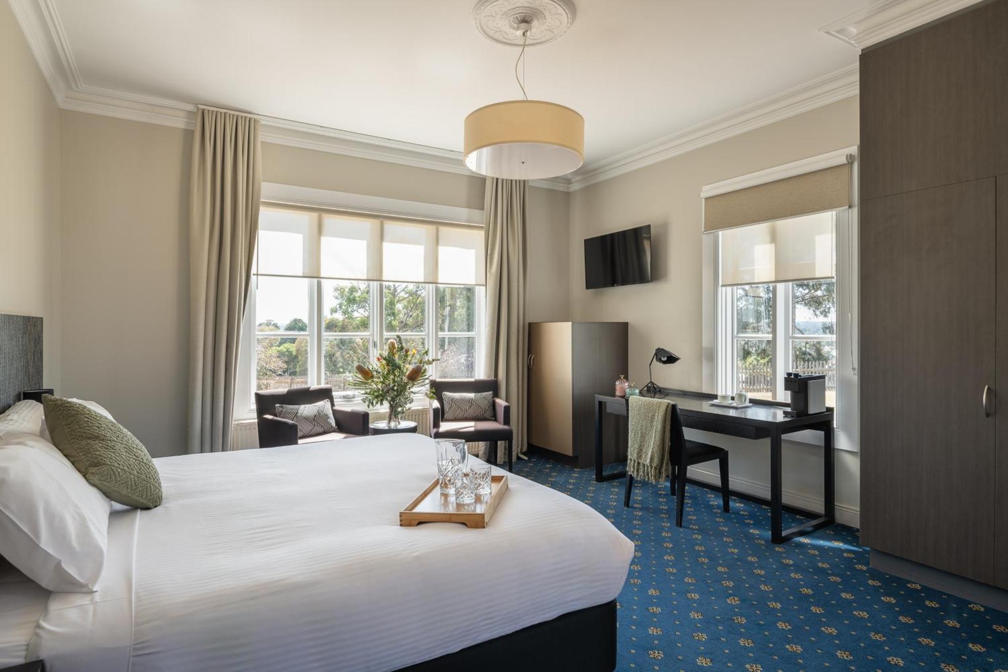Sovereign Hill Hotel Баларат Екстериор снимка